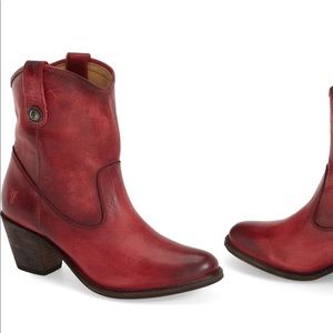 Frye Jackie Button Short boots